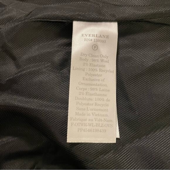 EVERLANE The '80s Italian Wool Blazer in Black Structured Oversized Size 2 NEW - Picture 9 of 10